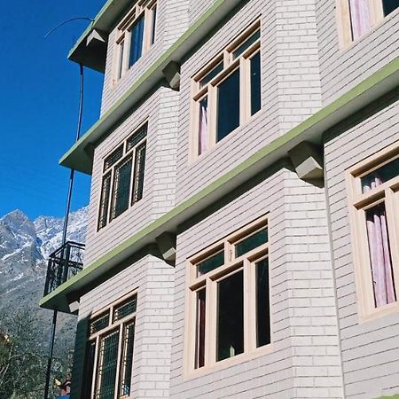Mahima Hotel Sāngla Kültér fotó